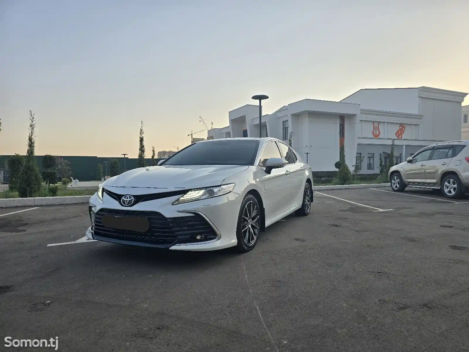 Toyota Camry, 2022-1