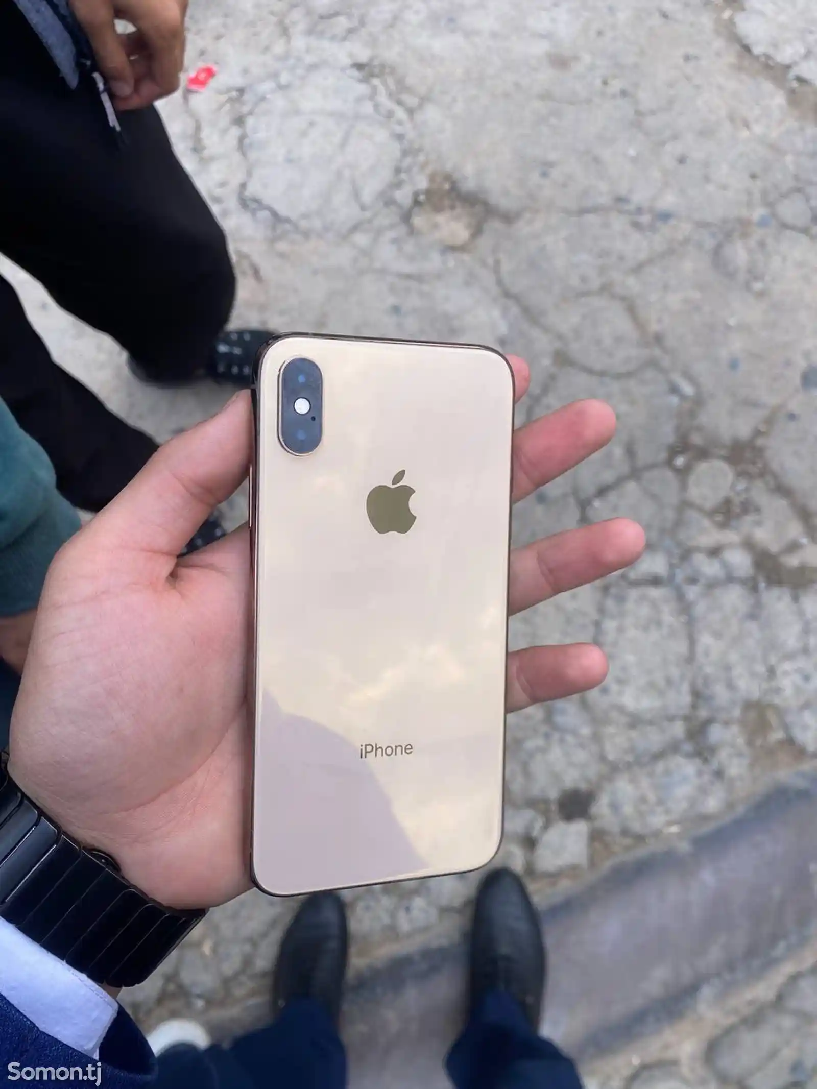 Apple iPhone Xs, 64 gb, Gold-1