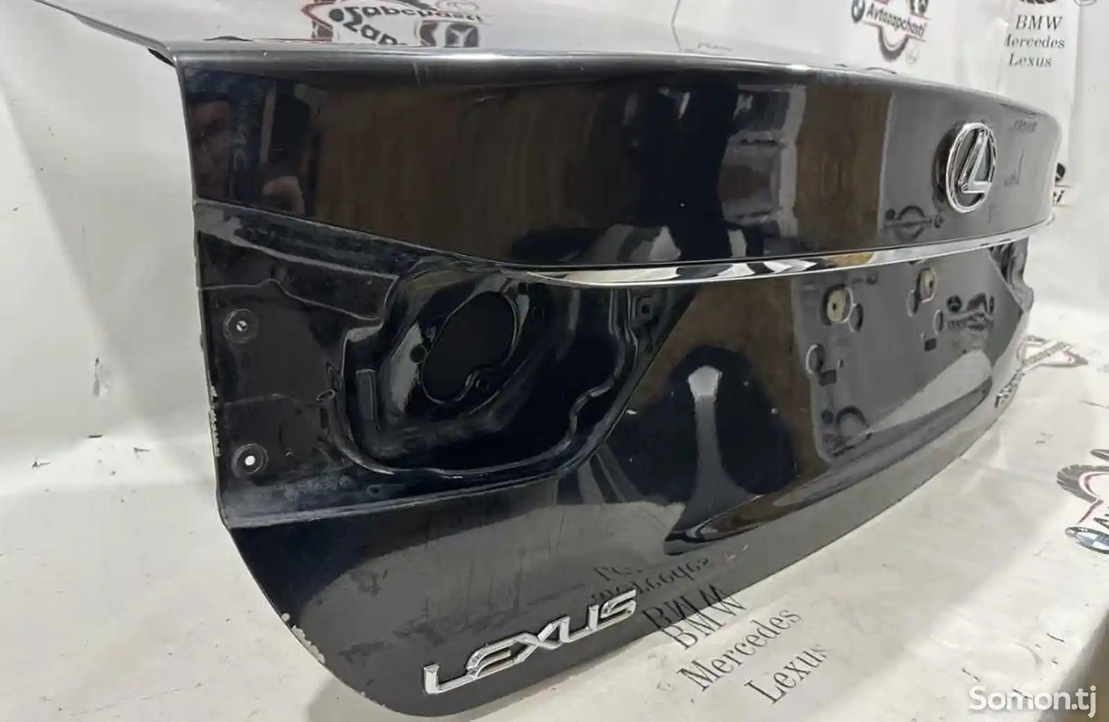 Крышка багажника на Lexus GS 4 2012-2017-2
