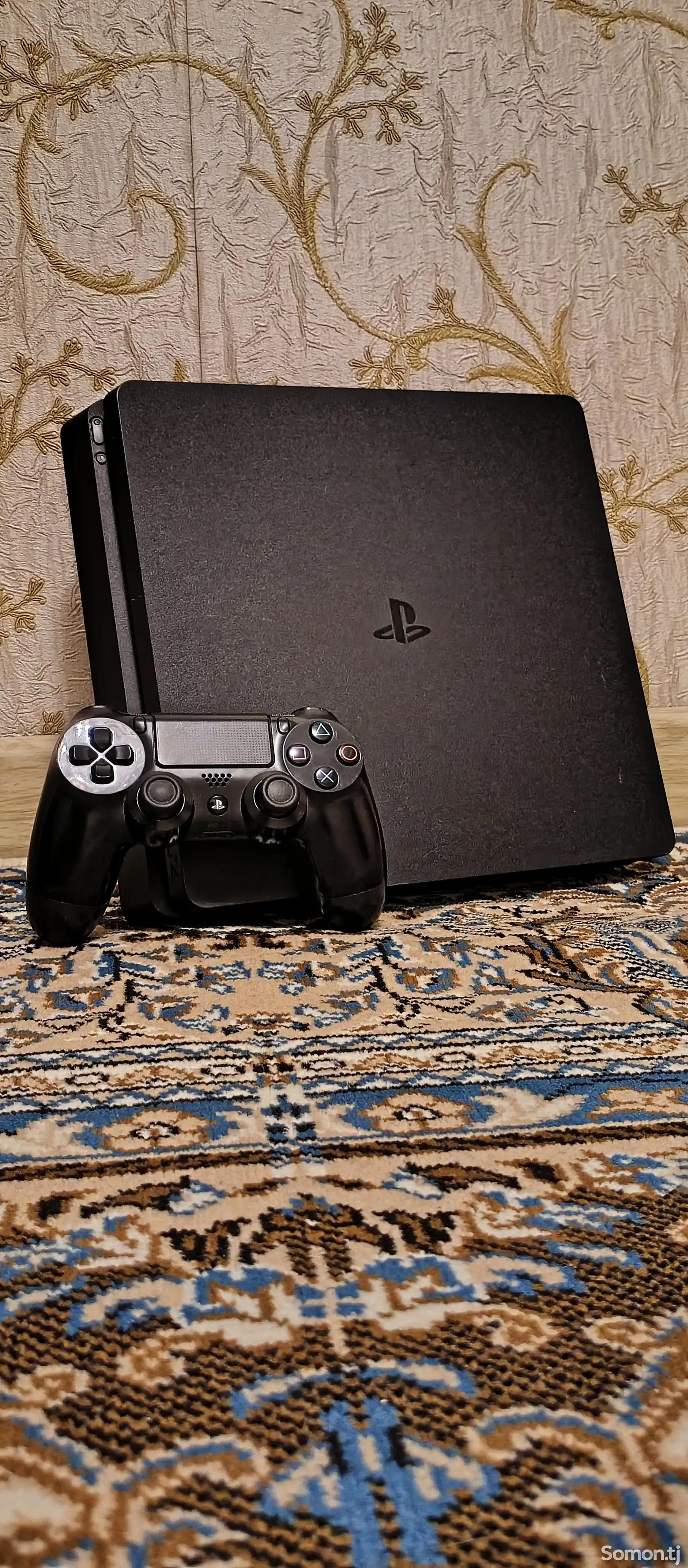 Игровая приставка Sony playstation 4 slim