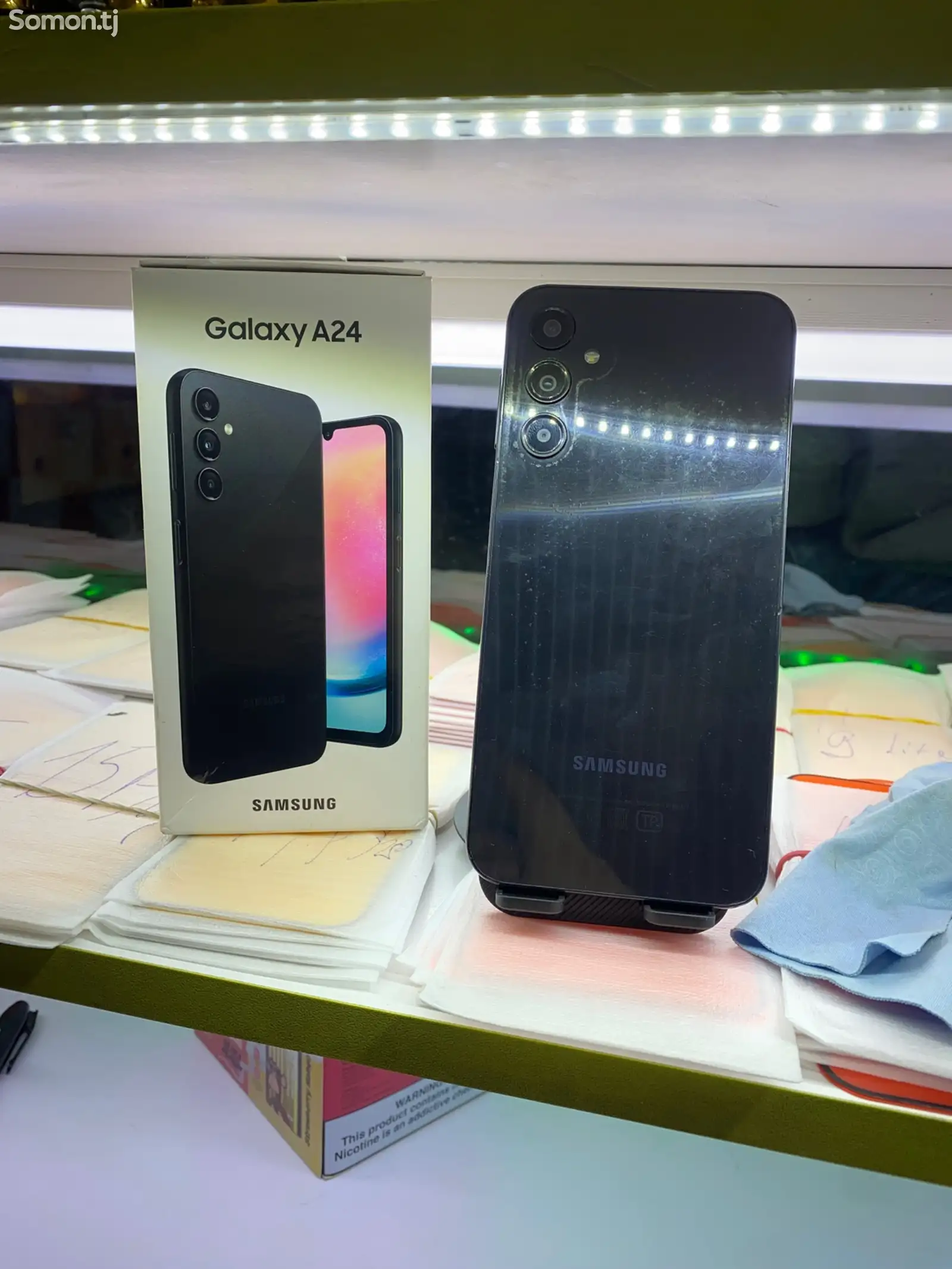 Samsung Galaxy a24 128G-1