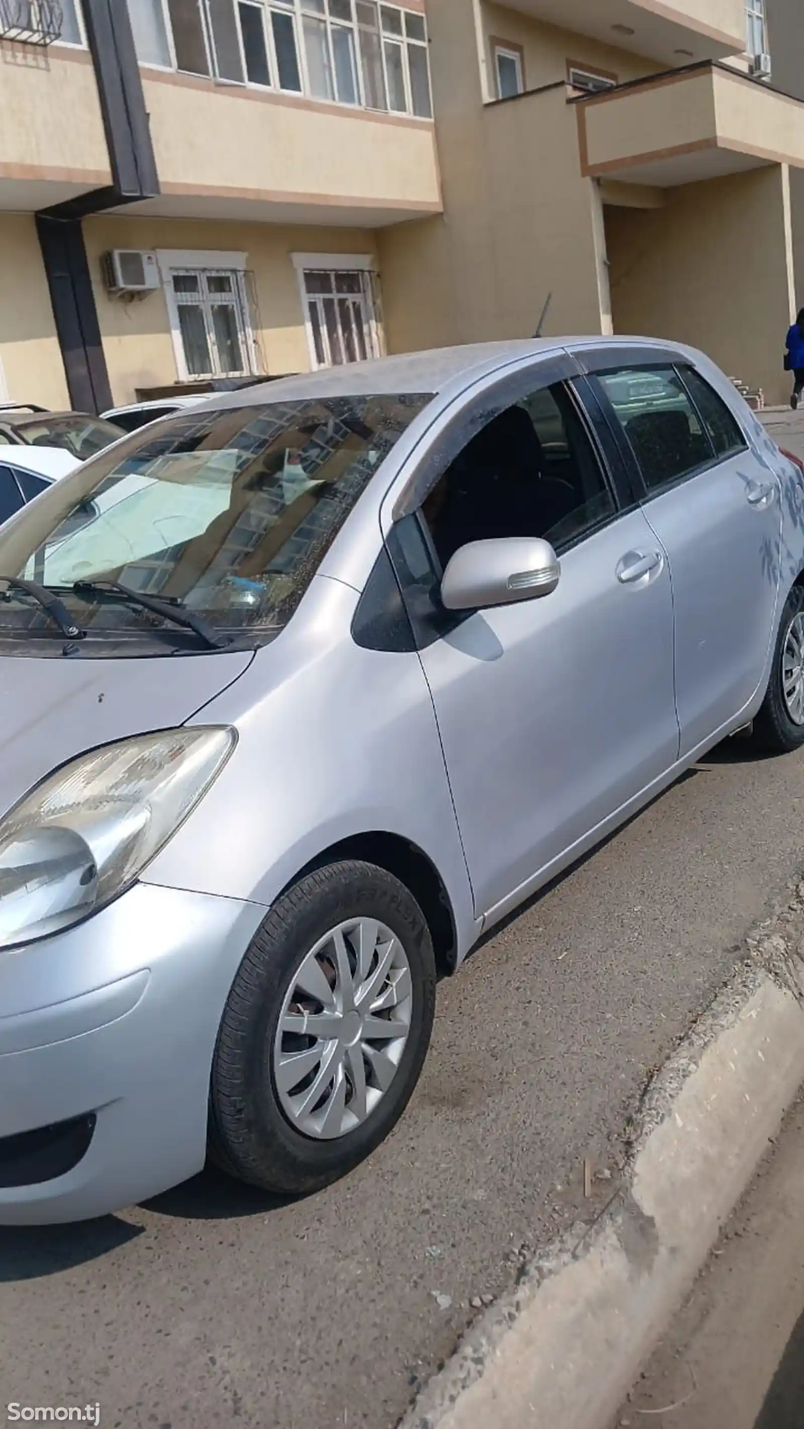 Toyota Vitz, 2010-7