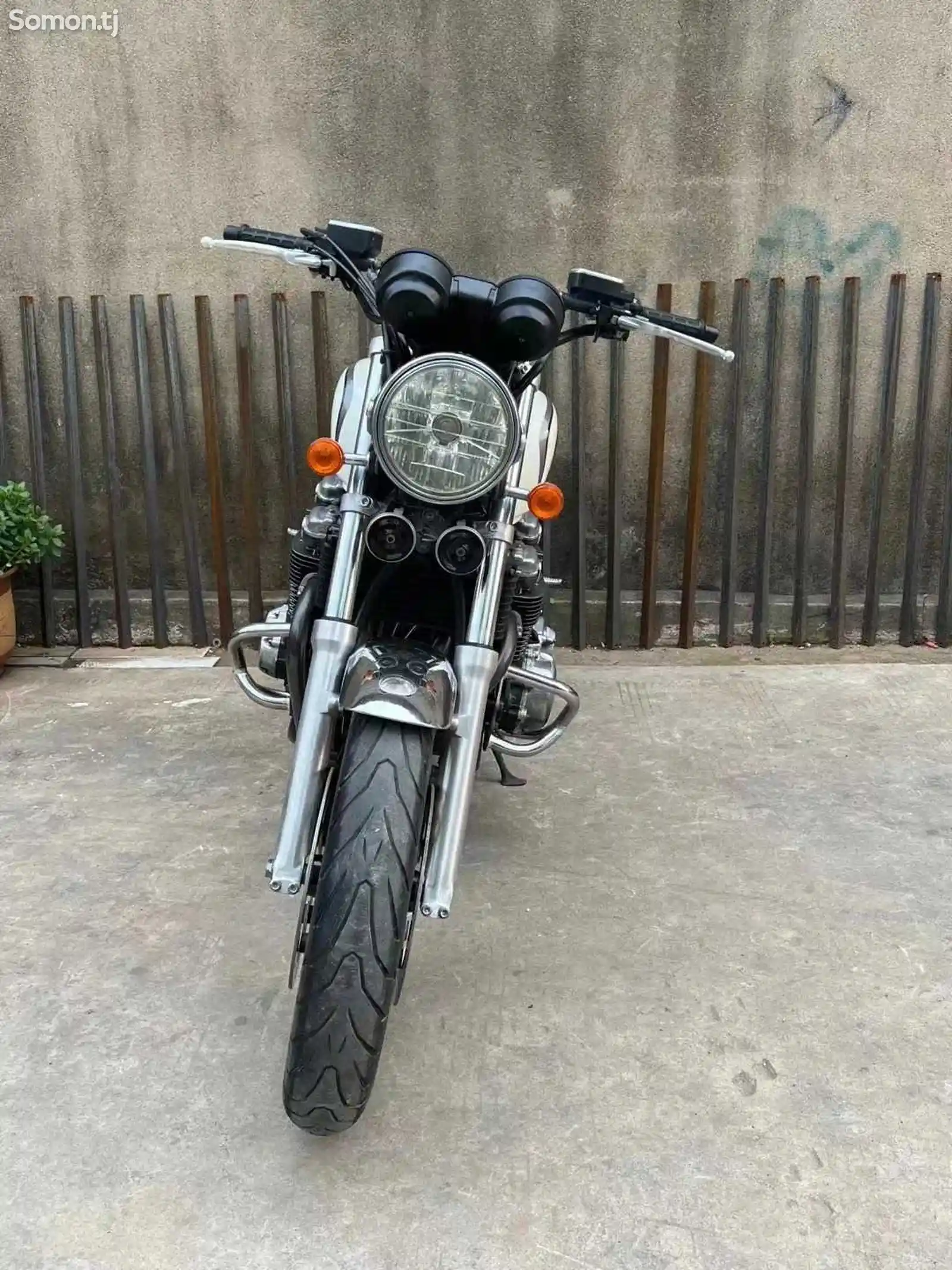 Мотоцикл Honda CB-1100cc Four на заказ-4