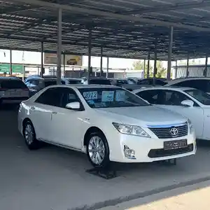 Toyota Camry, 2012