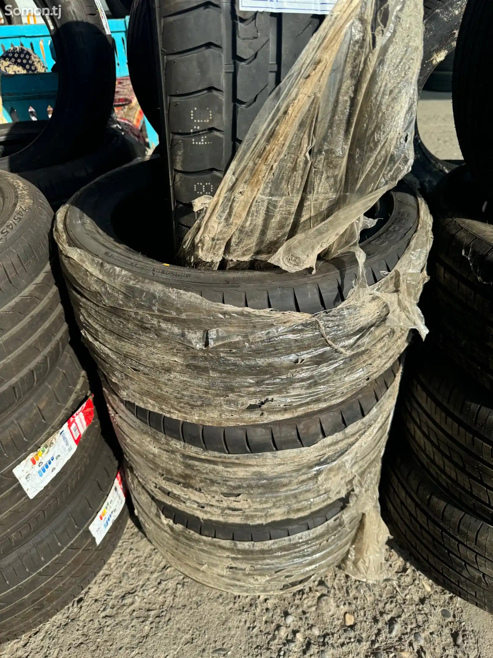 Шины 245/40 R18-2