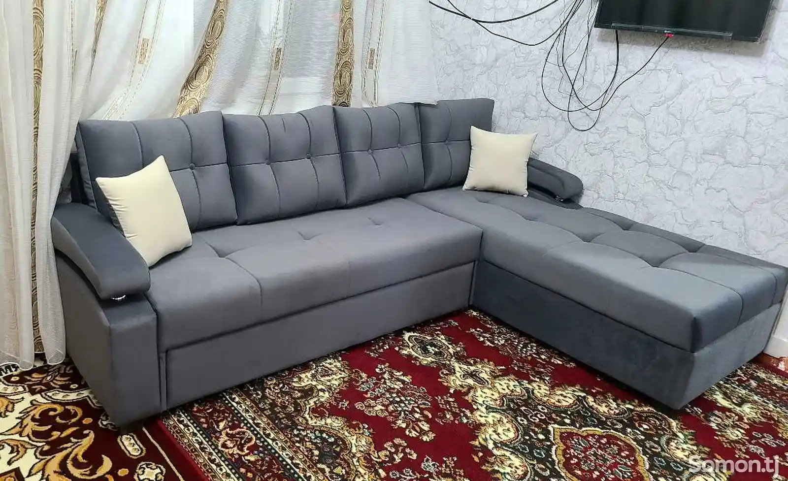 Угловой раскладной диван hi-tech-1