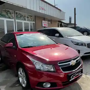 Chevrolet Cruze, 2010