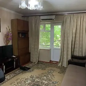 3-комн. квартира, 3 этаж, 70 м², И. Сомони