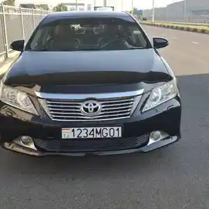 Toyota Camry, 2013