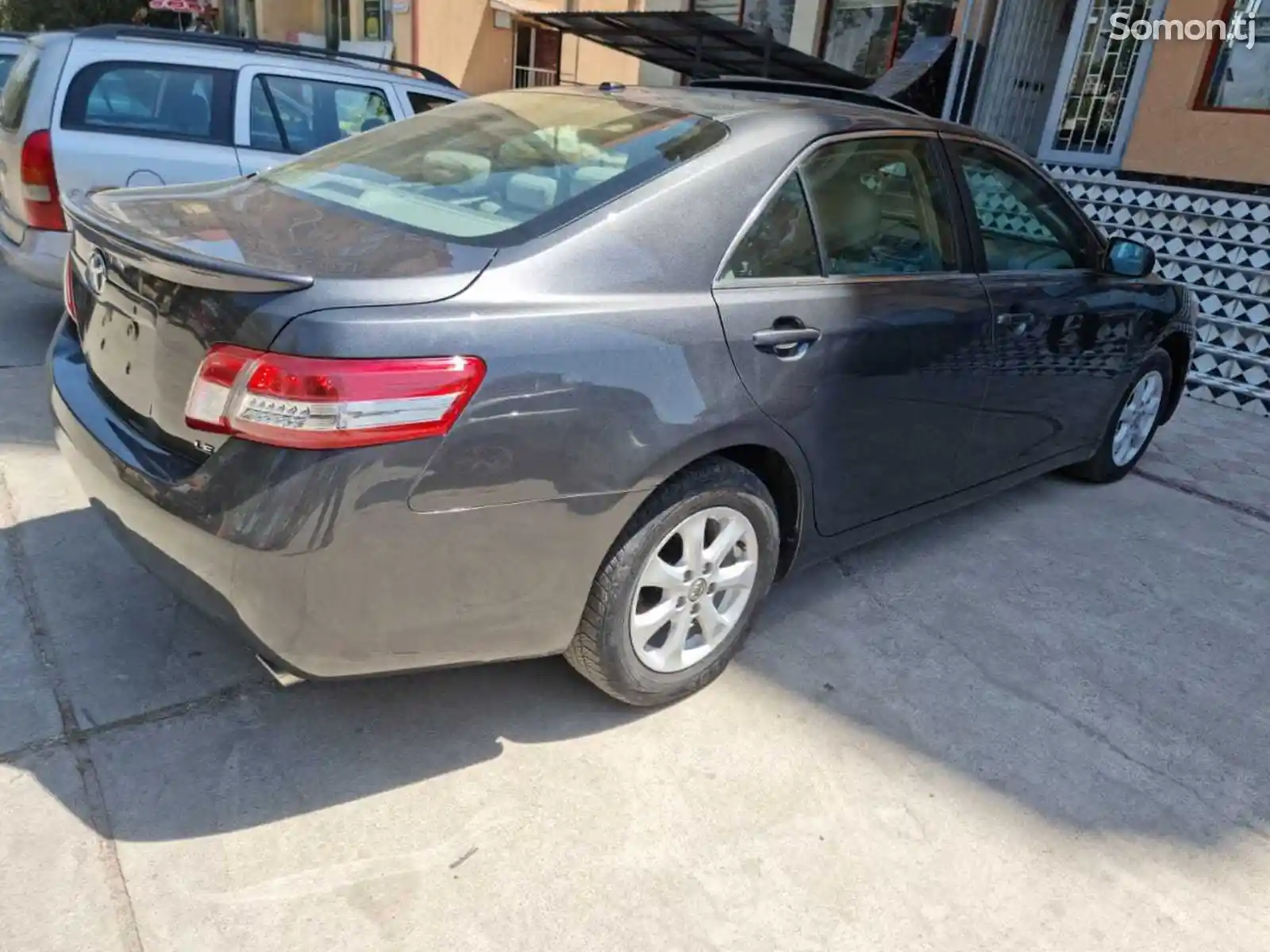 Toyota Camry, 2011-4