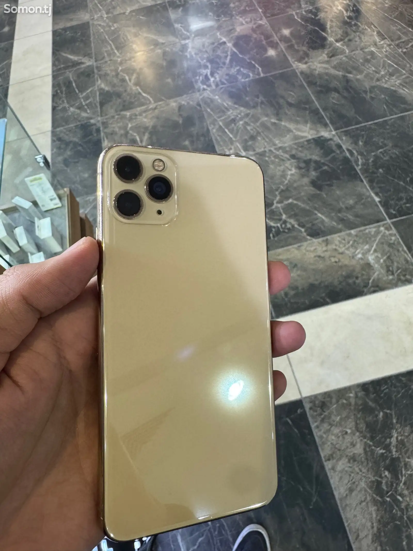 Apple iPhone 11 Pro Max, 256 gb, Gold-1