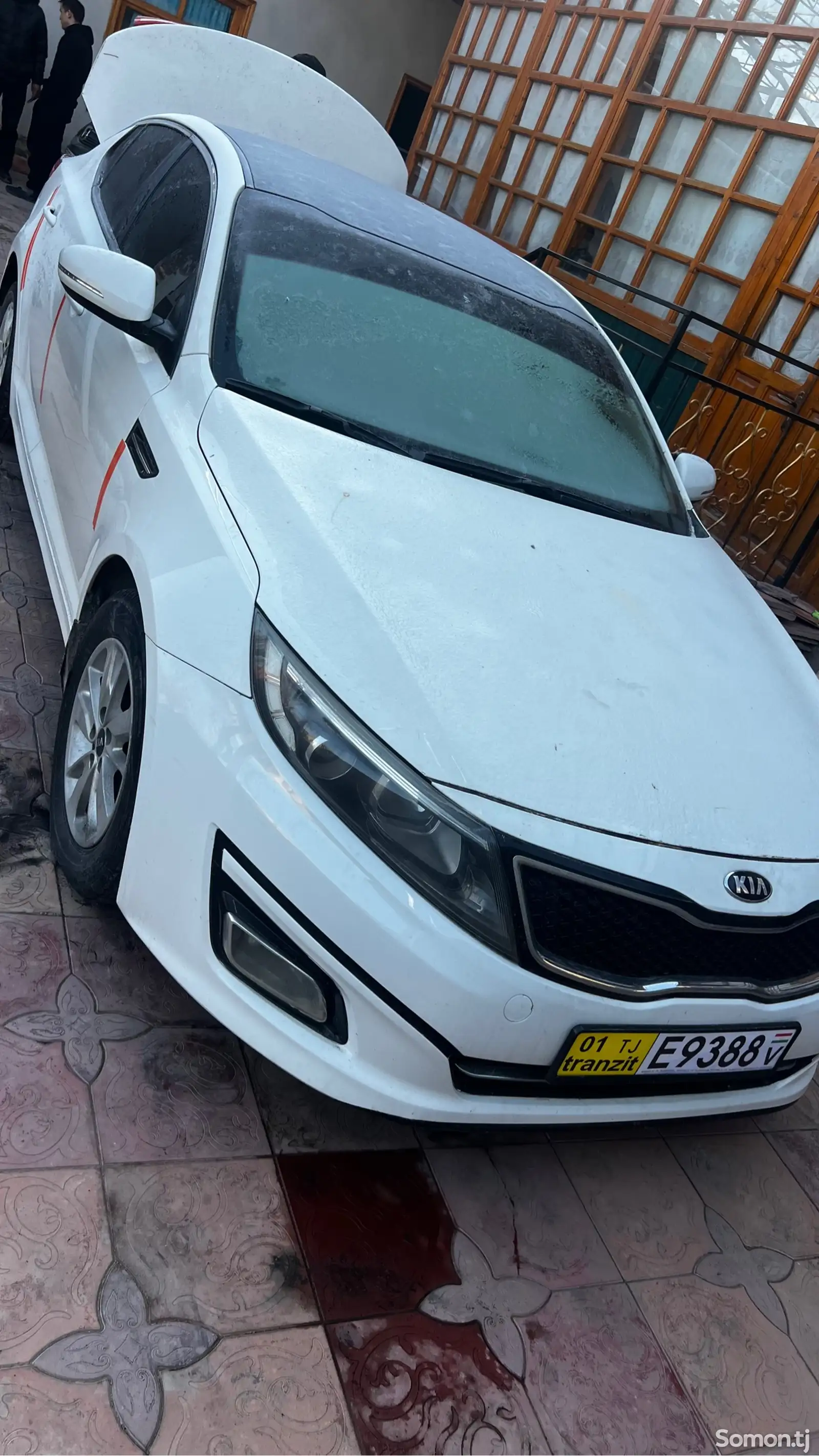 Kia K5, 2011-1