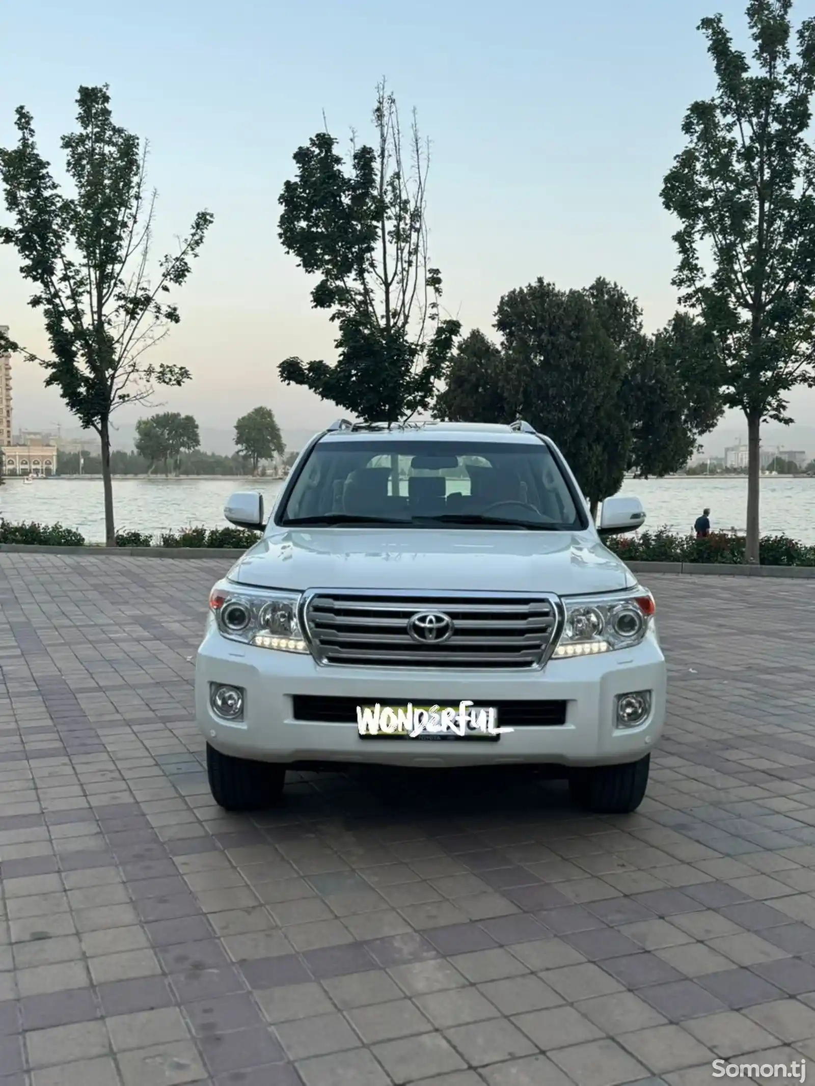 Toyota Land Cruiser, 2013-2