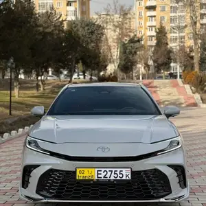 Toyota Camry, 2025