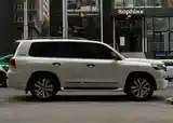 Toyota Land Cruiser, 2017-4