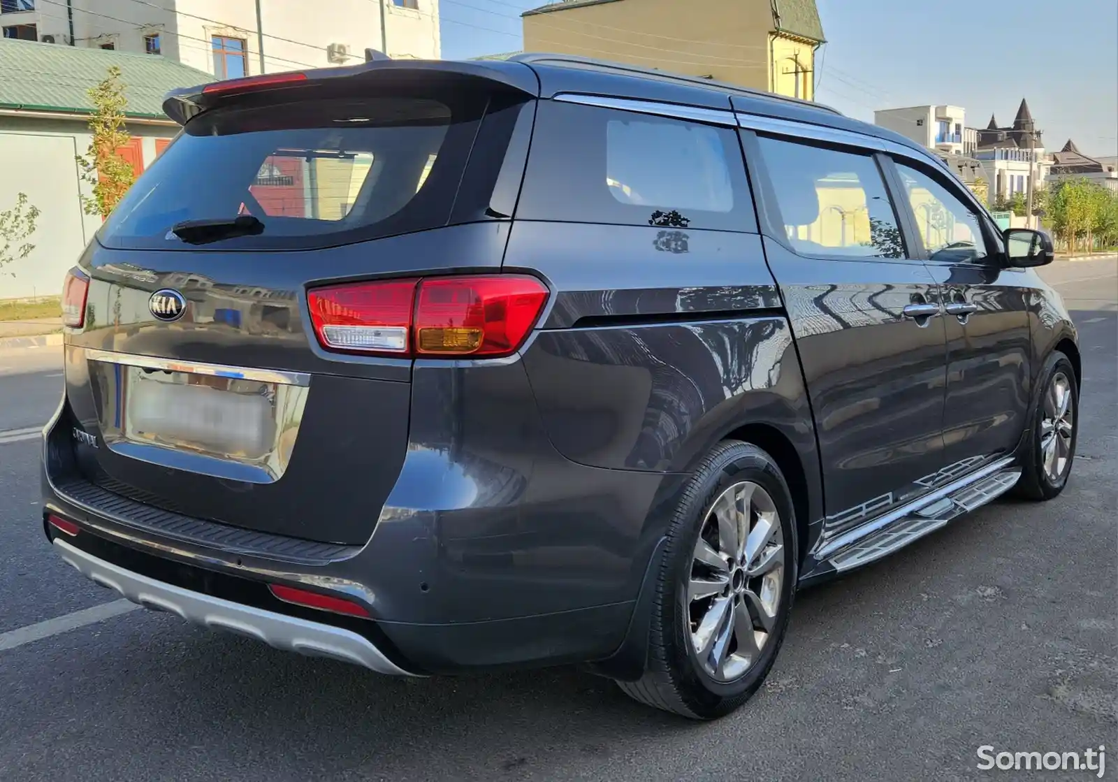 Kia Carnival, 2015-9