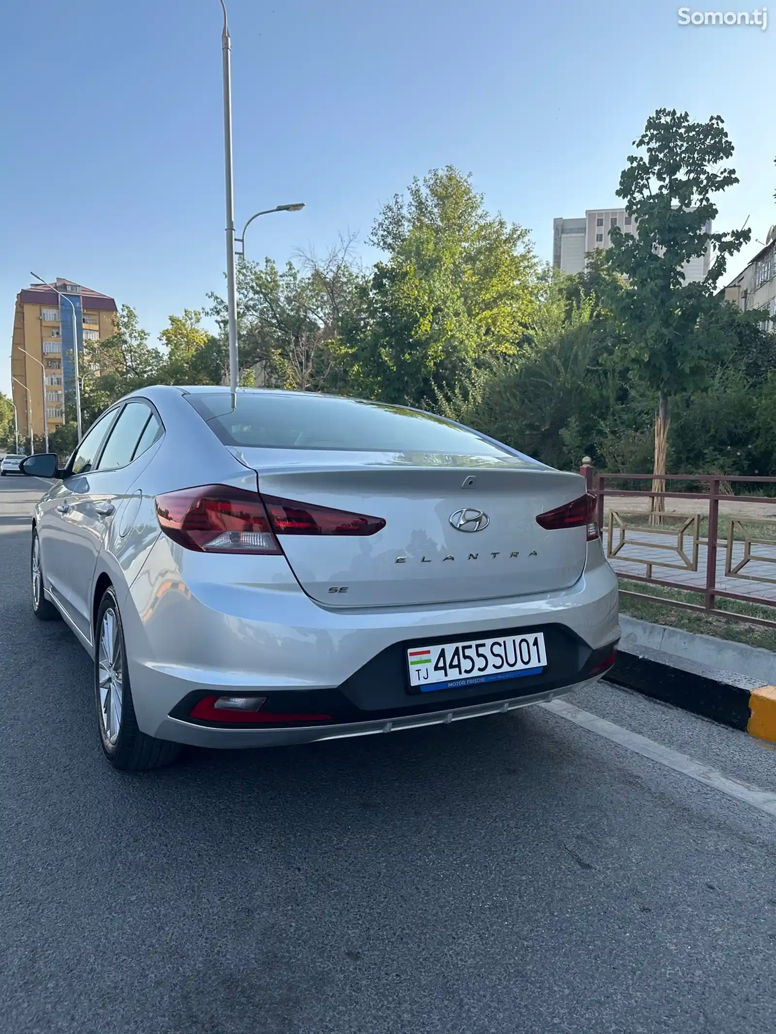 Hyundai Elantra, 2020-4