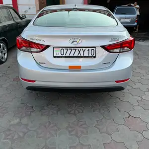 Hyundai Elantra, 2014