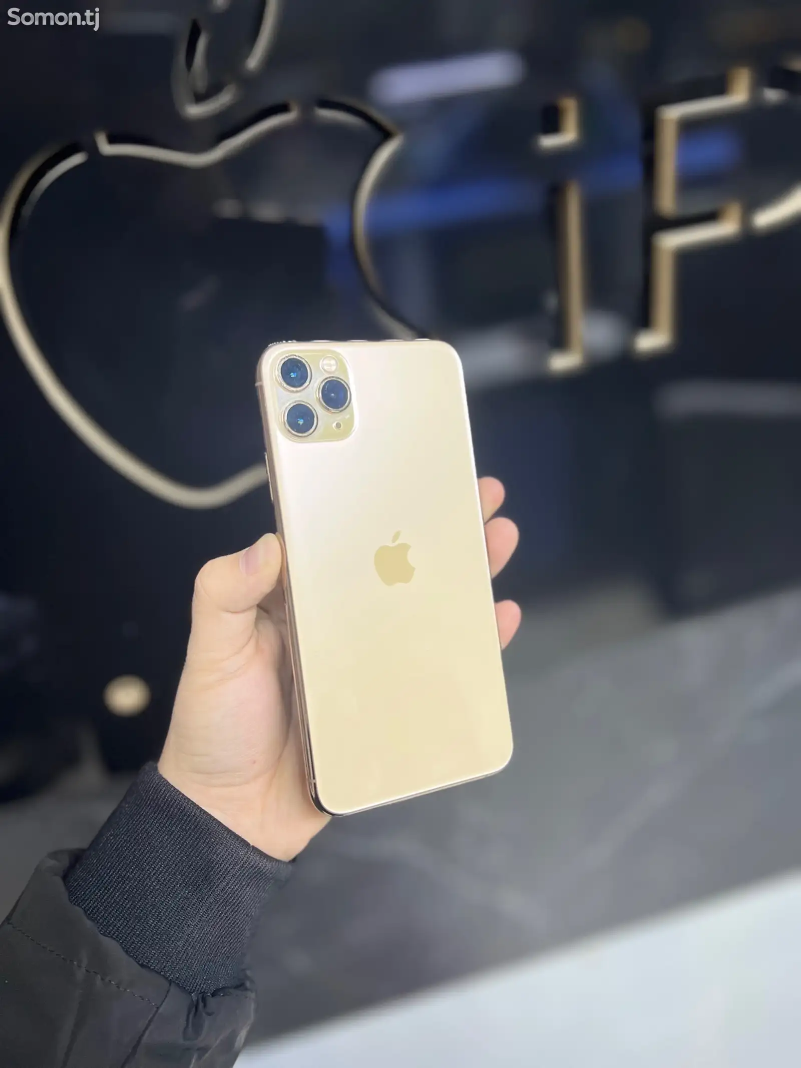 Apple iPhone 11 Pro Max, 64 gb, Gold-1