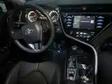 Toyota Camry, 2018-7