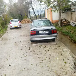 Opel Vectra A, 1995