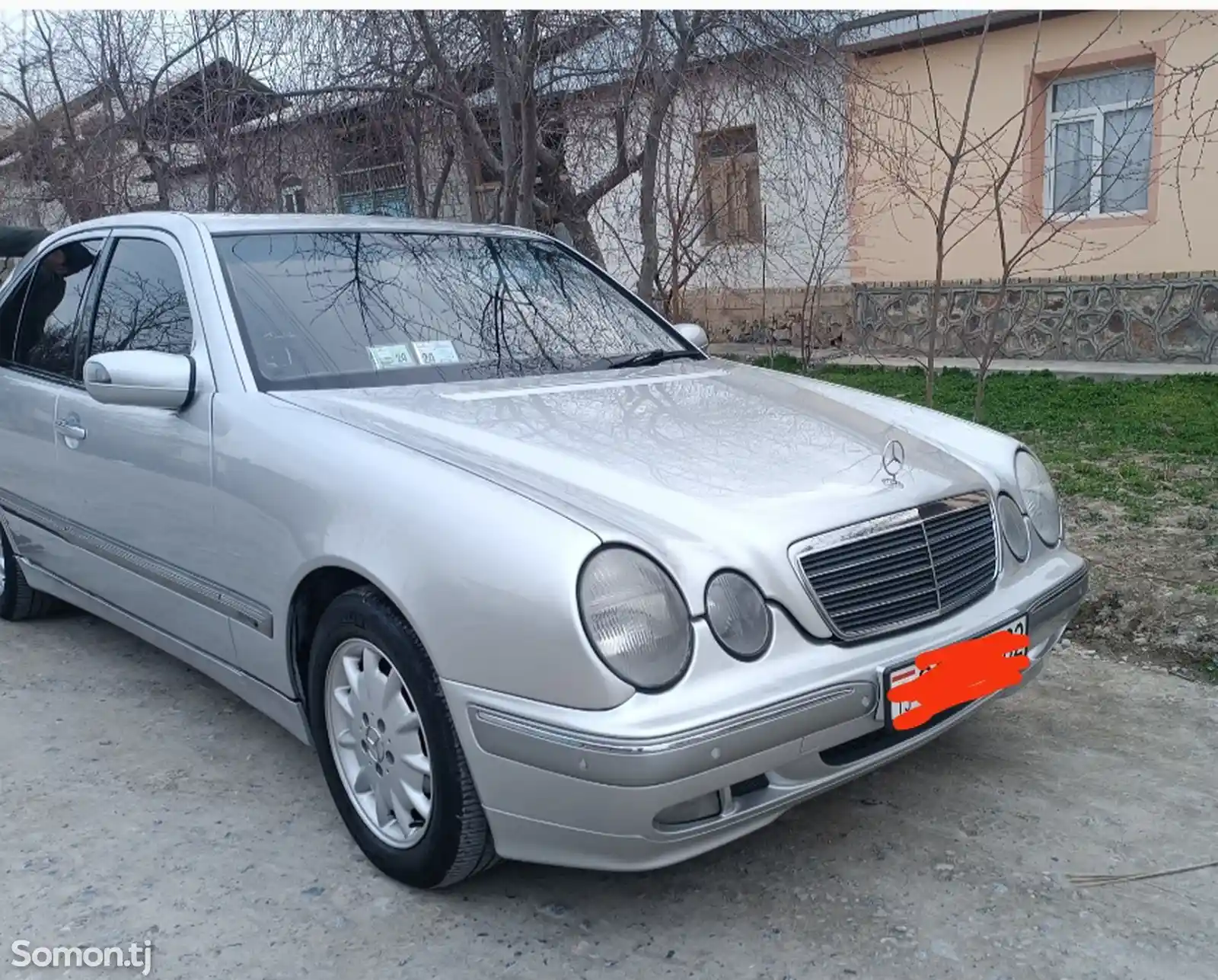 Mercedes-Benz E class, 2002-3