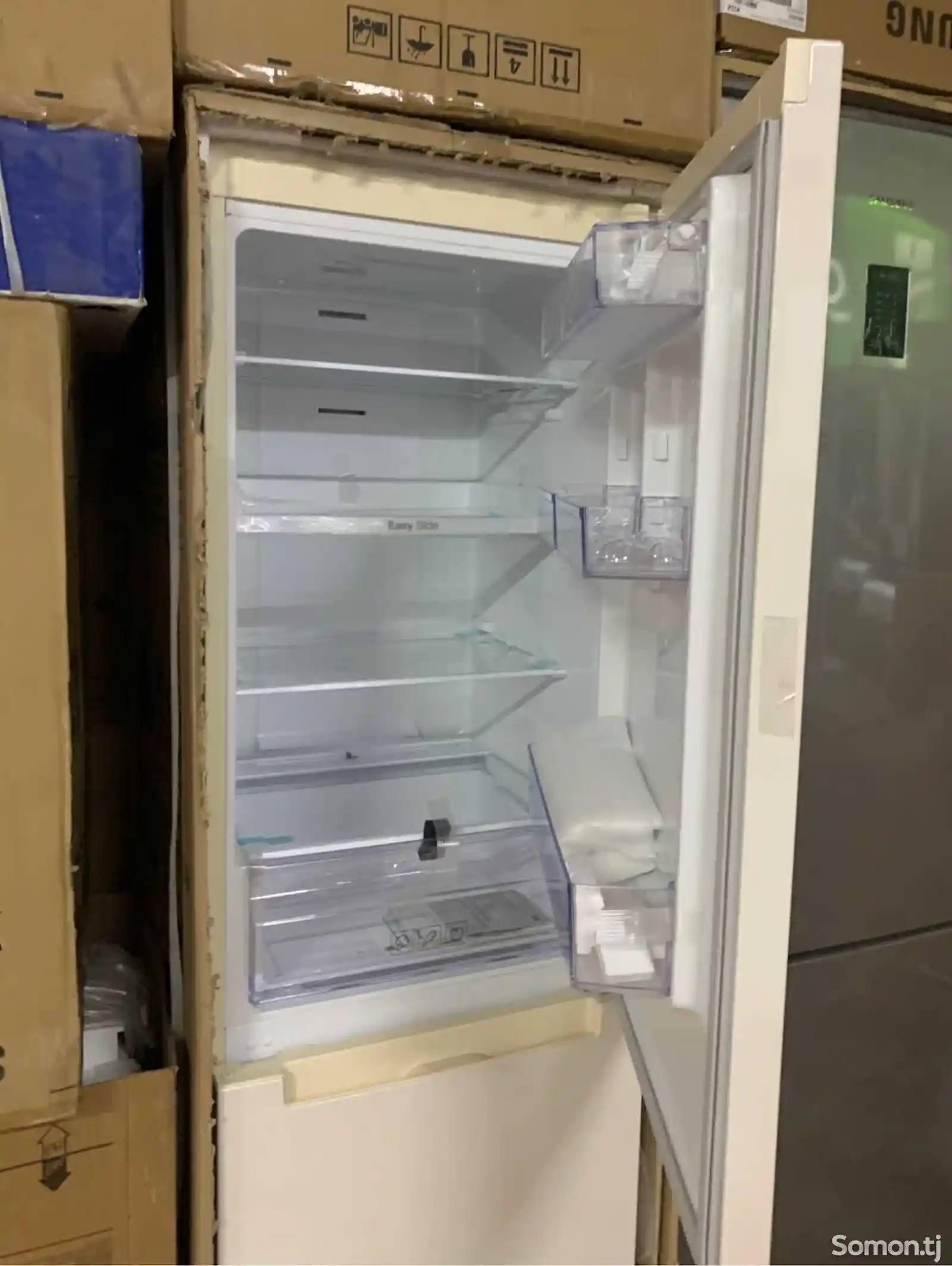 Холодильник Samsung RB-33 J3200WW-2