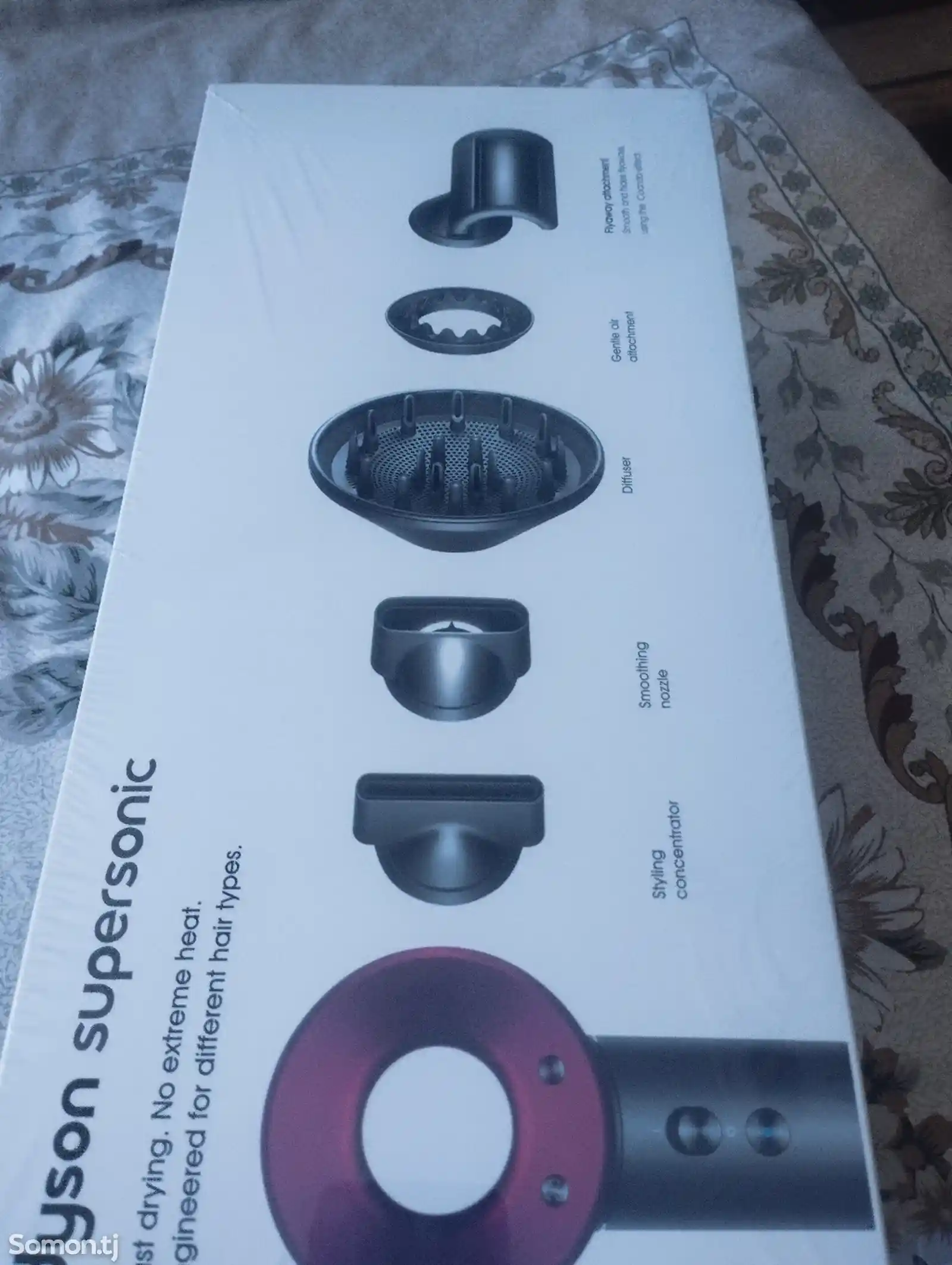 Профессиональный фен Dyson-1