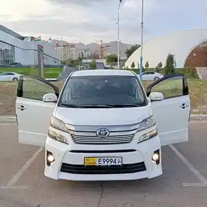 Toyota Alphard, 2015