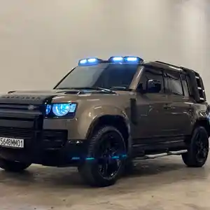 Land Rover Defender, 2021