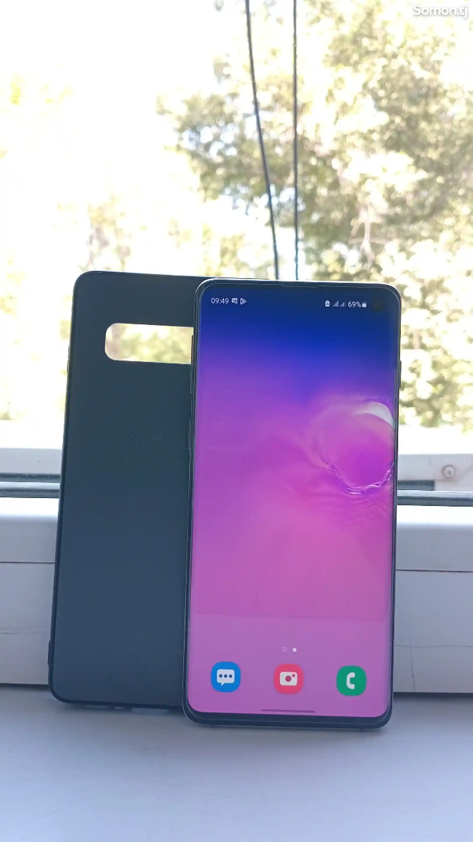 Samsung Galaxy S10 8/128 Gb-1