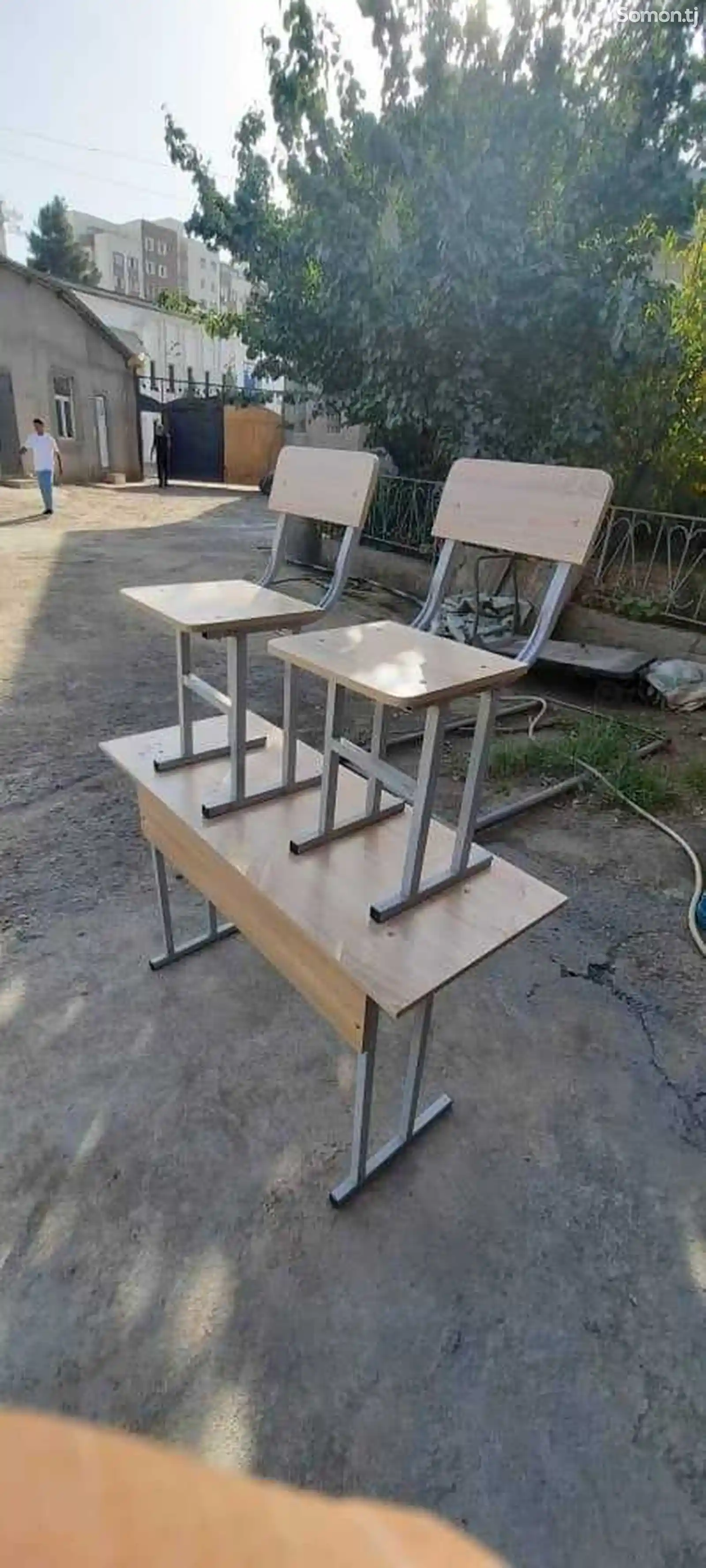 Стол и стулья школьные на заказ-10