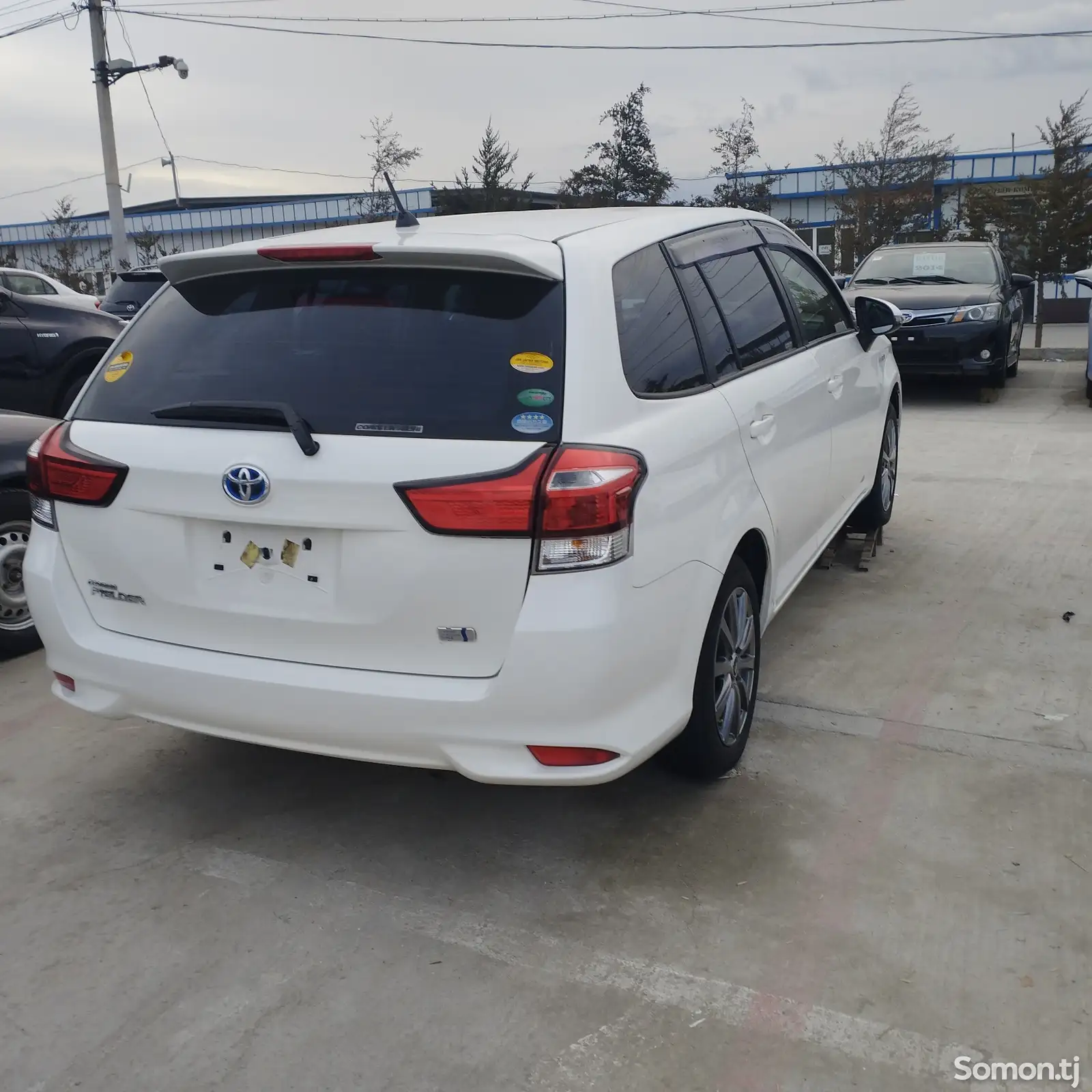 Toyota Fielder, 2015-1