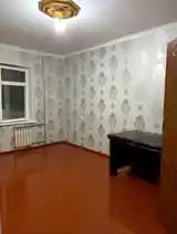 3-комн. квартира, 2 этаж, 70м², Мохи нав-6