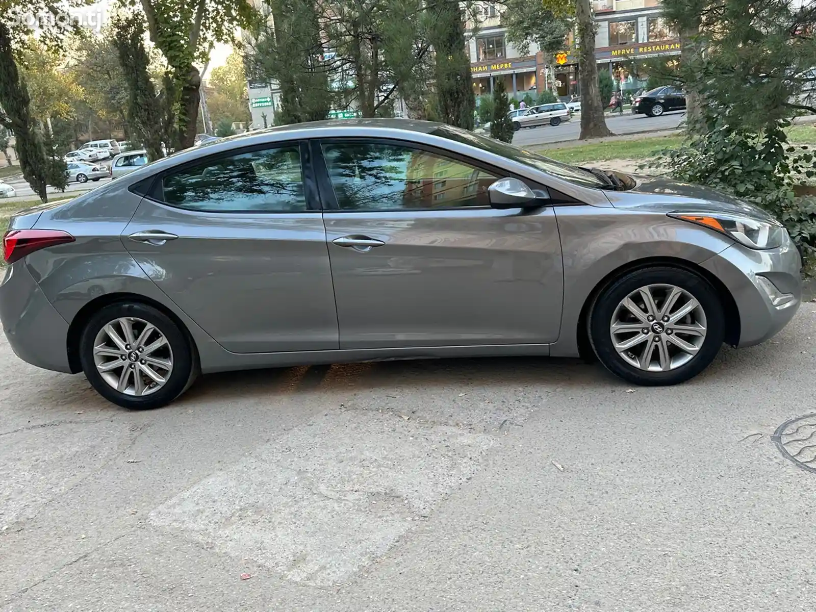 Hyundai Elantra, 2015-4