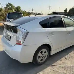 Toyota Prius, 2011