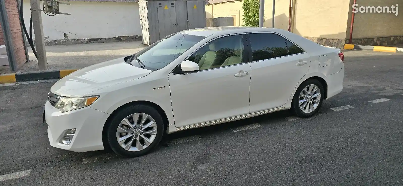 Toyota Camry, 2013-3