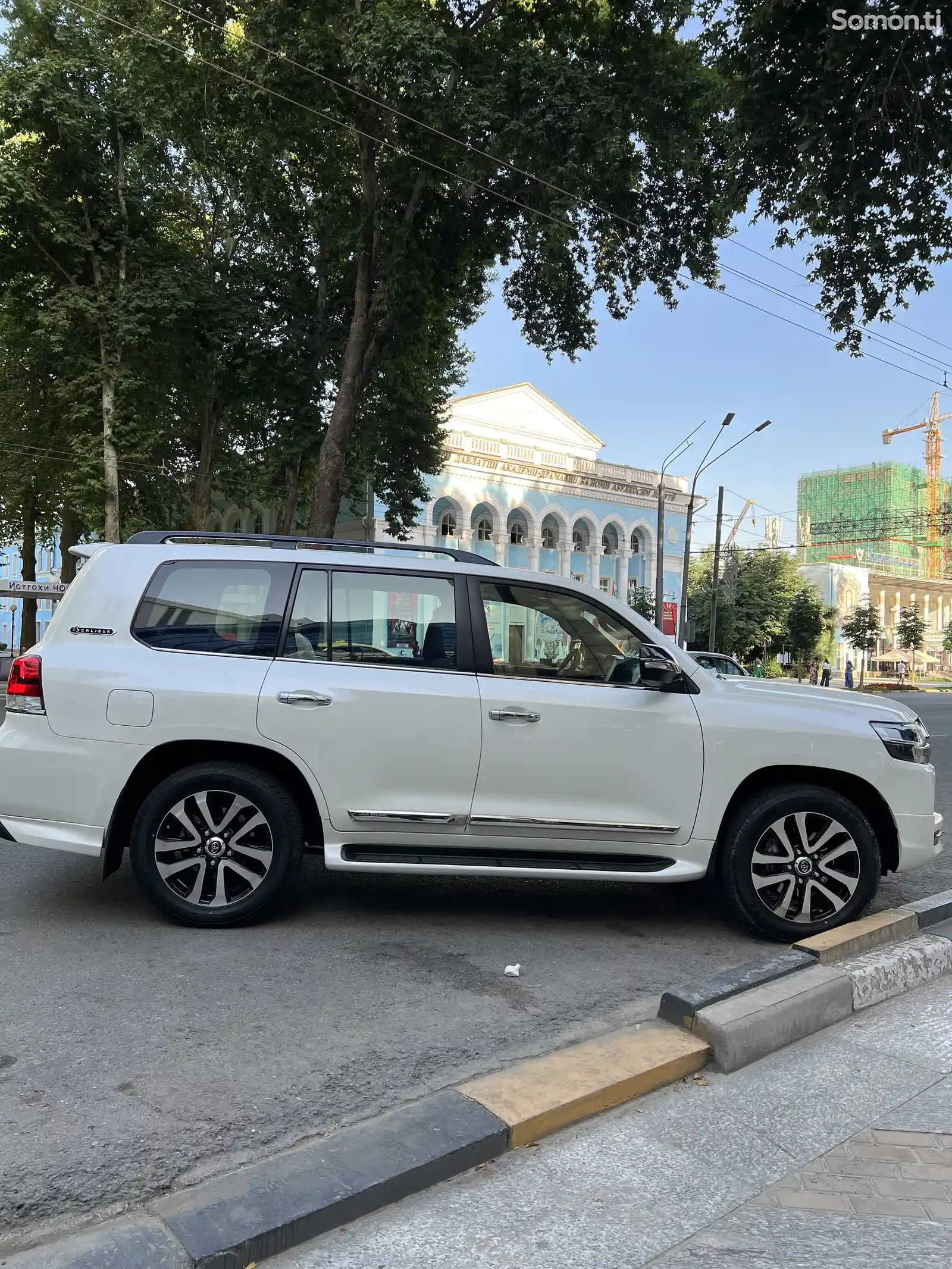 Toyota Land Cruiser, 2019-3