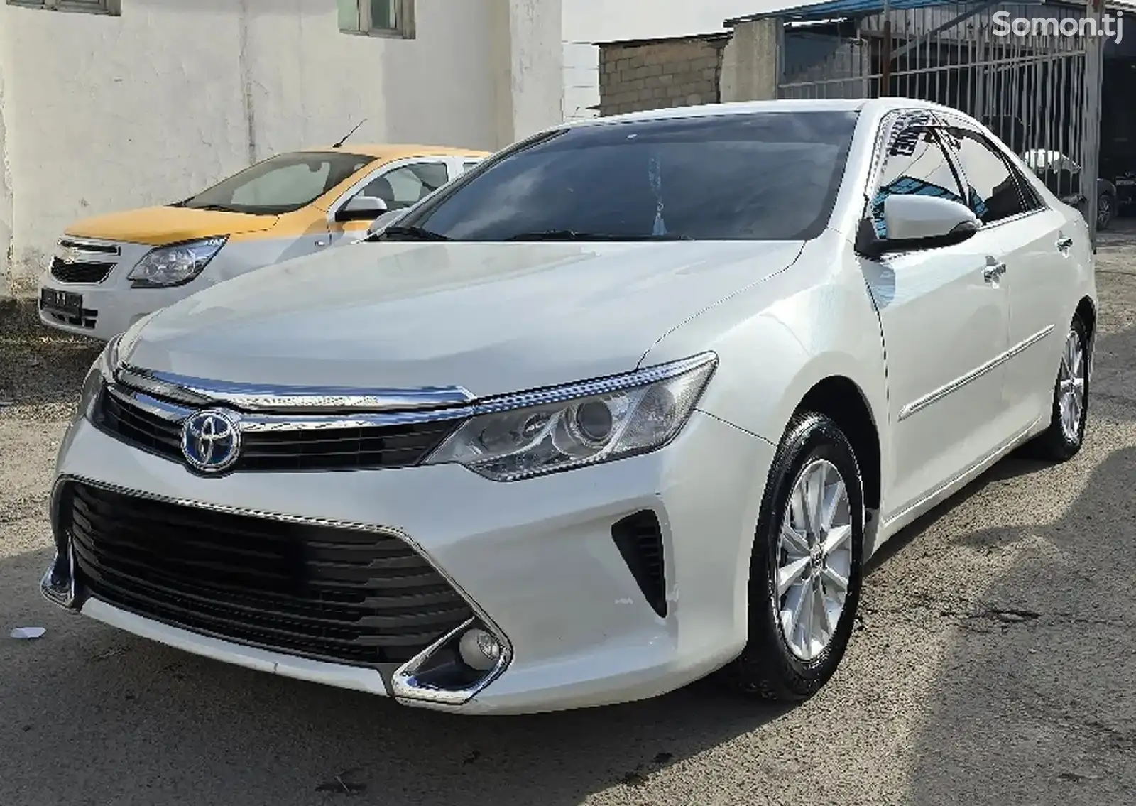 Toyota Camry, 2015-1