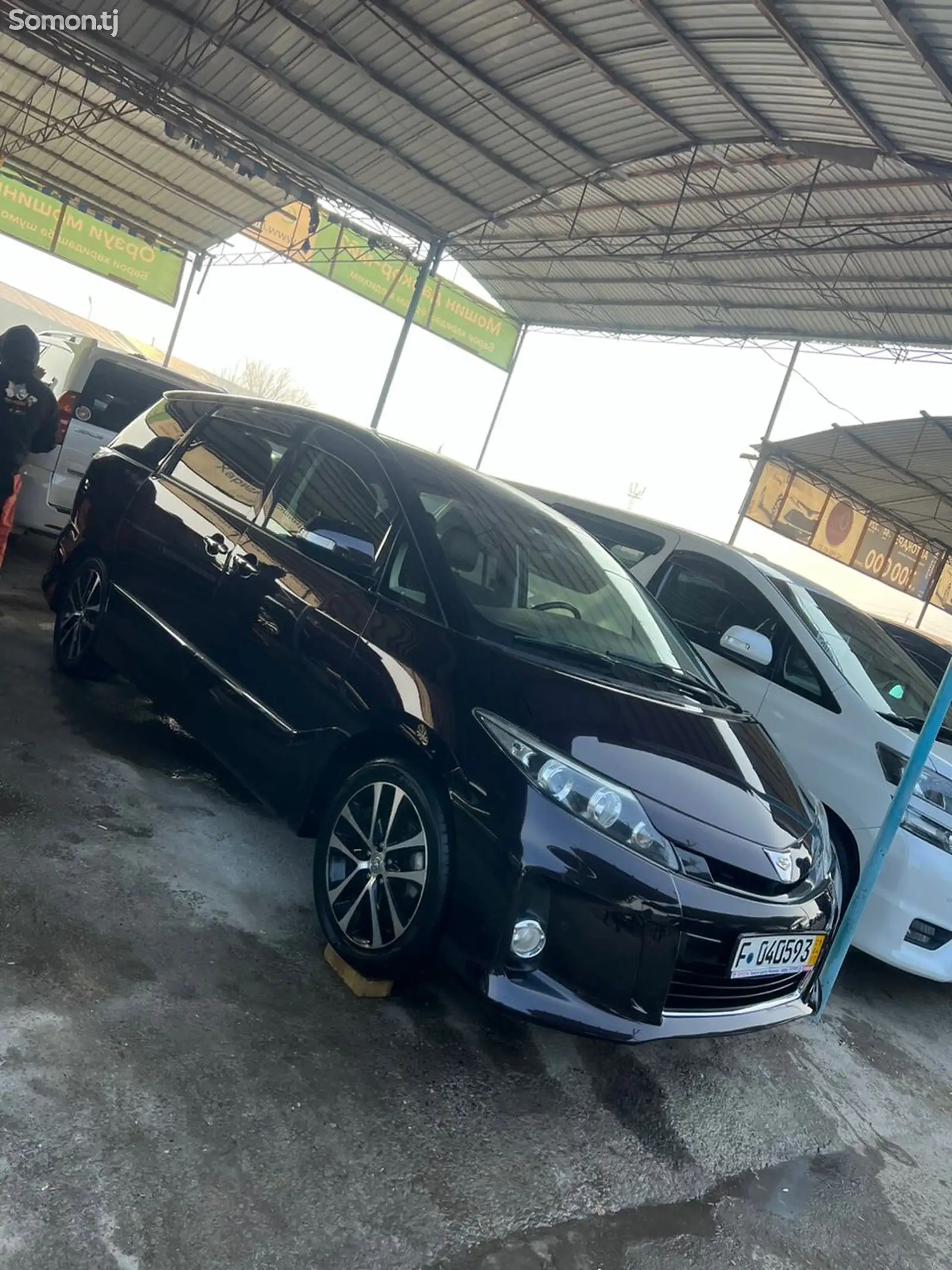 Toyota Estima, 2014-1