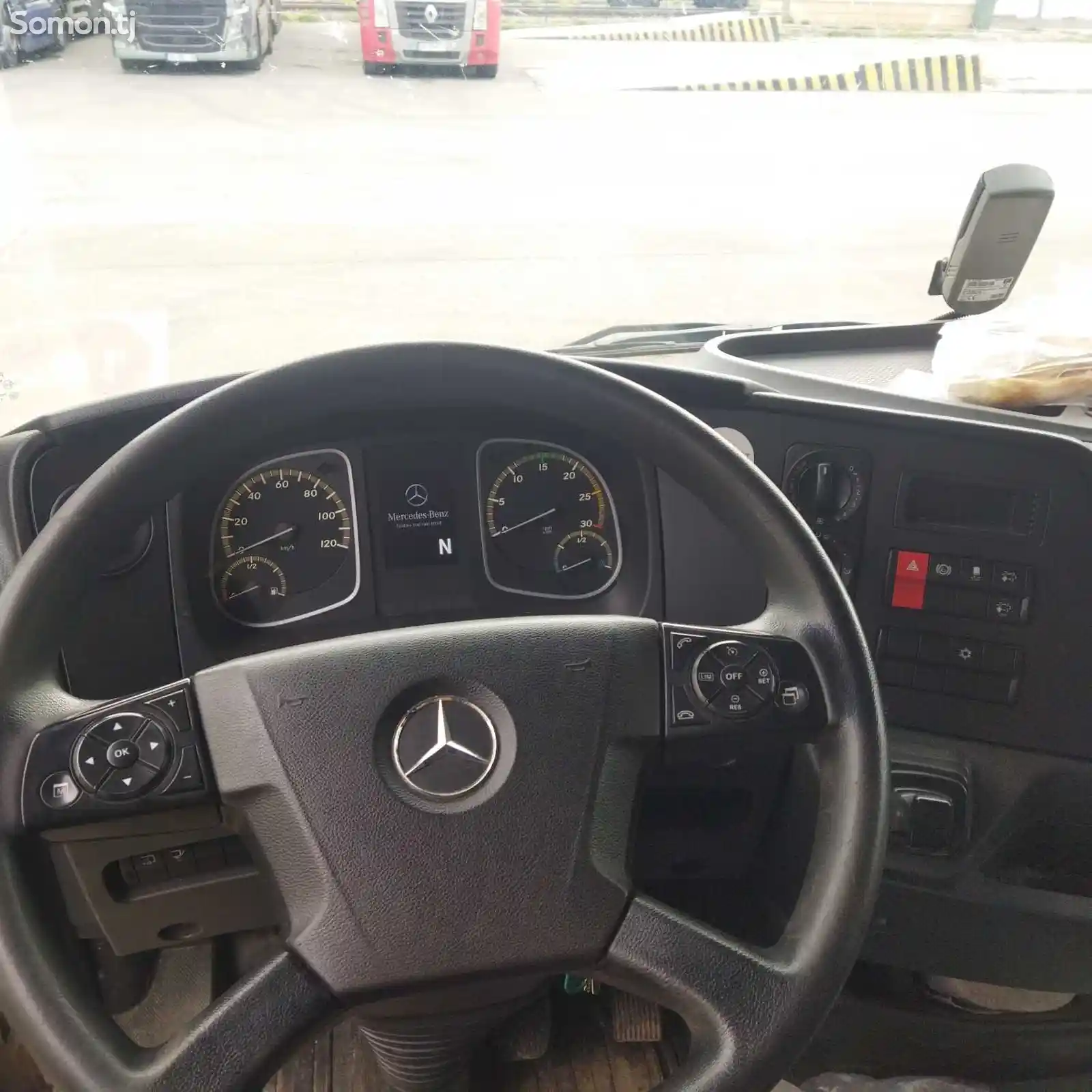 Бортовой грузовик Mercedes Benz Atego 821, 2014-8