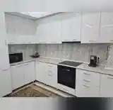 3-комн. квартира, 5 этаж, 105м², Зарафшон-4