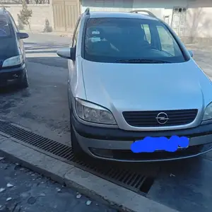 Opel Zafira, 2000