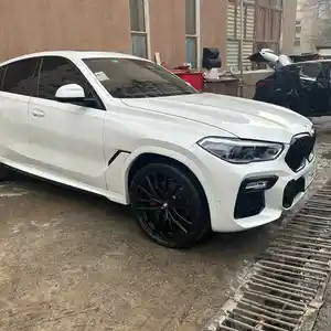 BMW X6, 2022