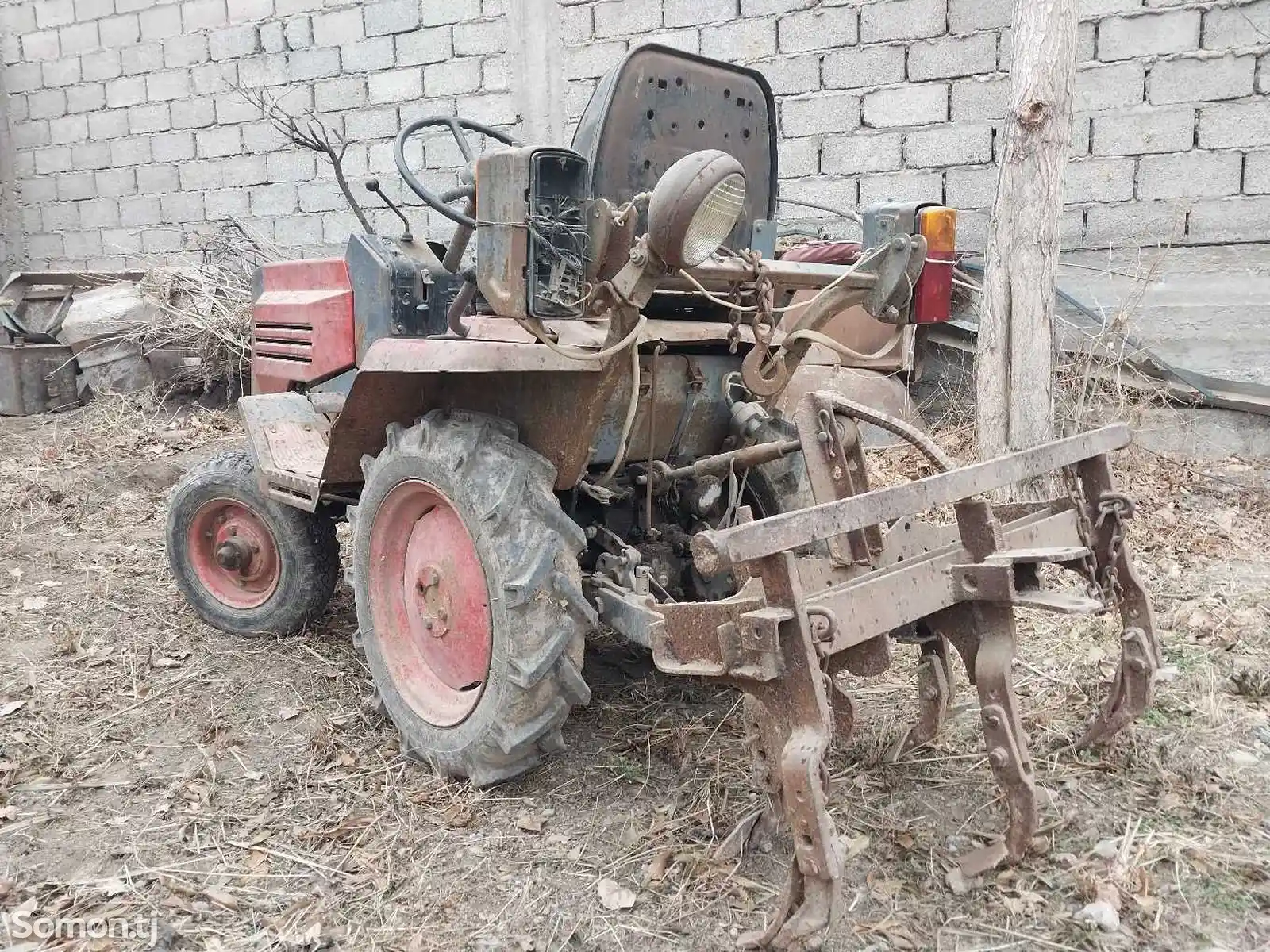 Мини трактор 1991-8