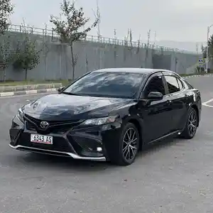 Toyota Camry, 2021