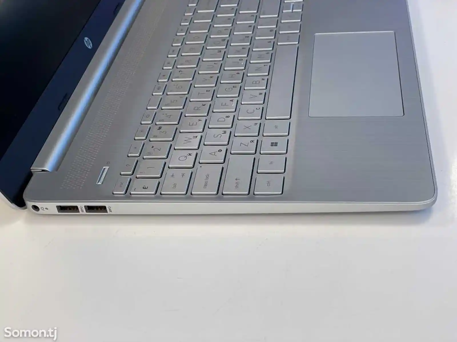 Ноутбук HP Core i3-1215U 4/SSD256gb-3