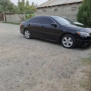 Toyota Camry, 2011