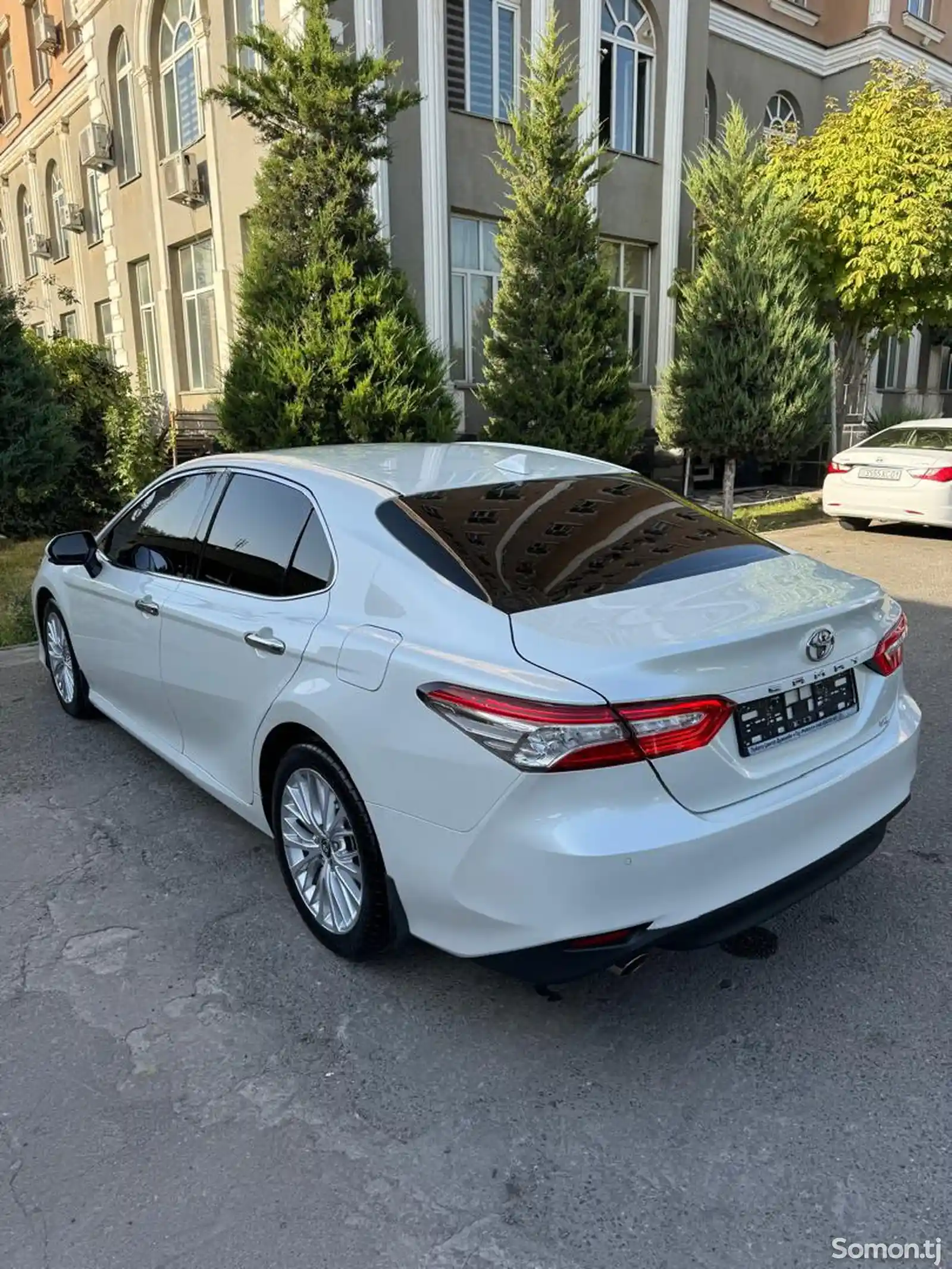 Toyota Camry, 2019-5