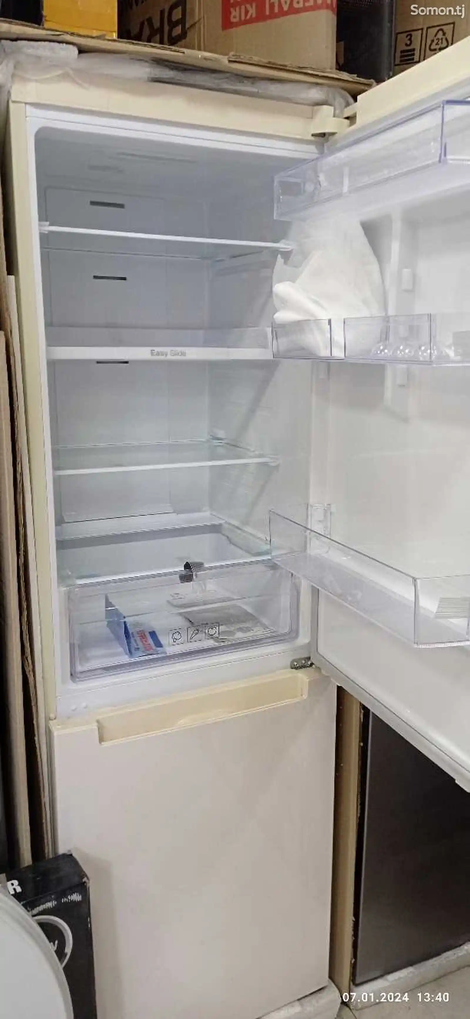 Холодильник Samsung RB33-2
